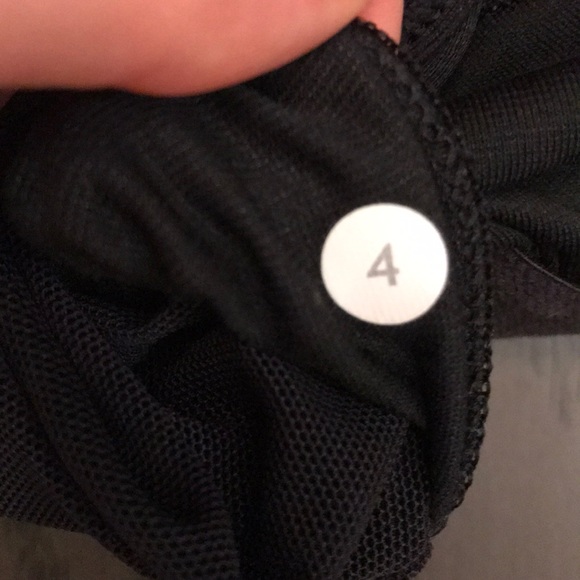 Lululemon Black Racerback Tank Top Size 4 - Picture 5 of 5